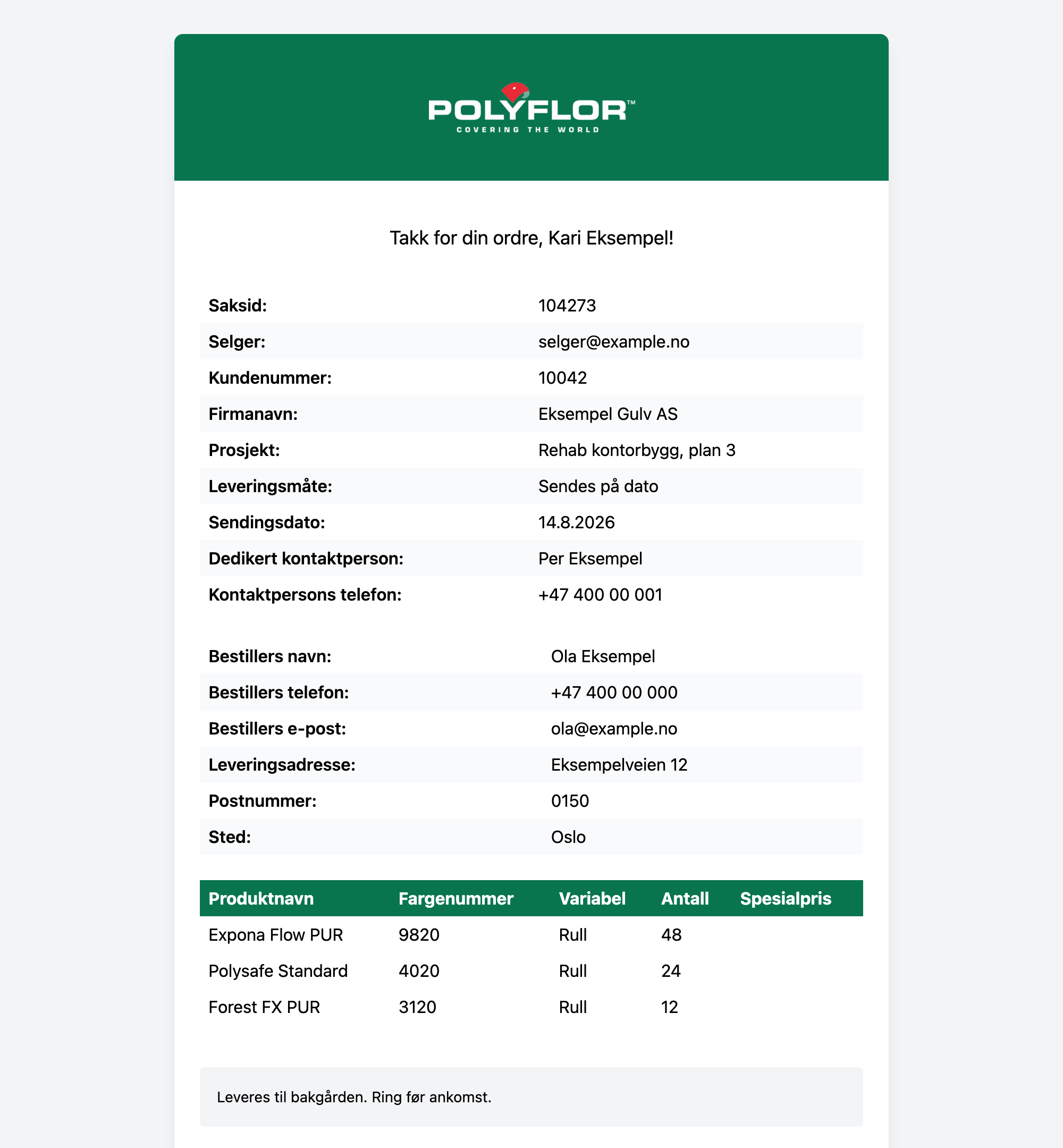 Ordrebekreftelsen fra ordreverktøyet til Polyflor: Polyflor-logoen på en grønn topp, feltene Saksid, Selger, Kundenummer, Firmanavn, Prosjekt, Leveringsmåte og Sendingsdato under hverandre, og nederst en tabell med tre ordrelinjer med produktnavn, fargenummer, variabel og antall.